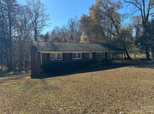 117 Stone St, Shelby, NC 28152