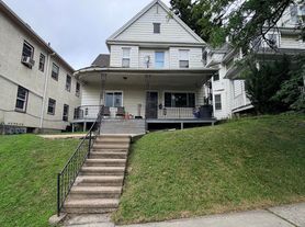 1607 Mulberry St, Scranton, PA