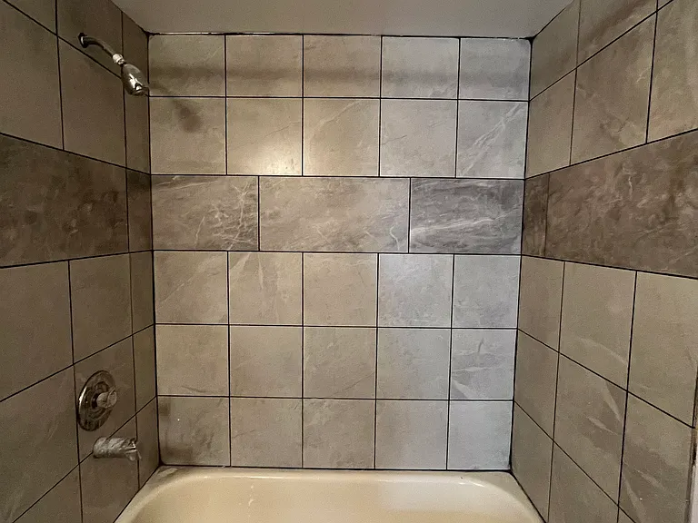 807 Wellington Ave #1 — Photo 12