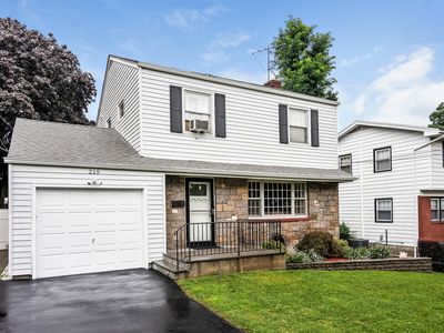 215 Chase Ave, Yonkers, NY, 10703