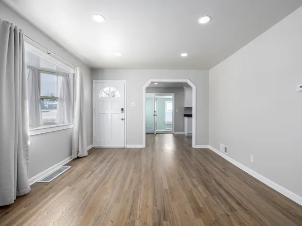 743 S Quivas St, Denver, CO 80223