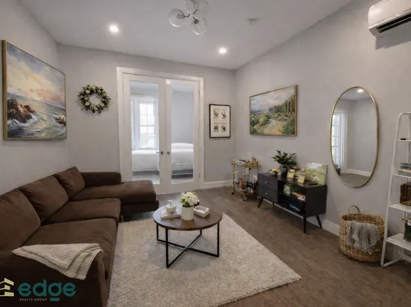 121 Boerum Street image 1 of 14