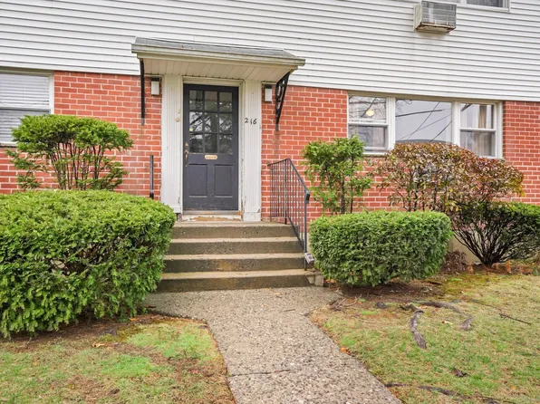 216 Cherry Hill Drive #1B, Bridgeport, CT 06606