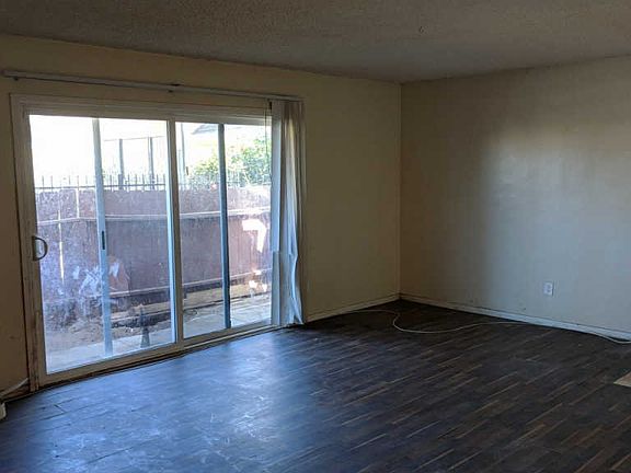 3rd image of 559 E Madison Ave Unit 109