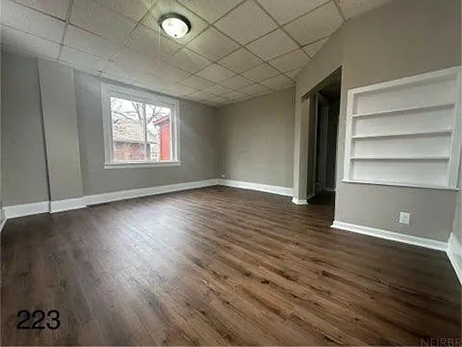 227 Allen St #223 — Photo 6