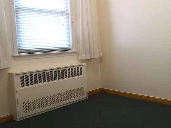5th image of 3 225th St Floor 3