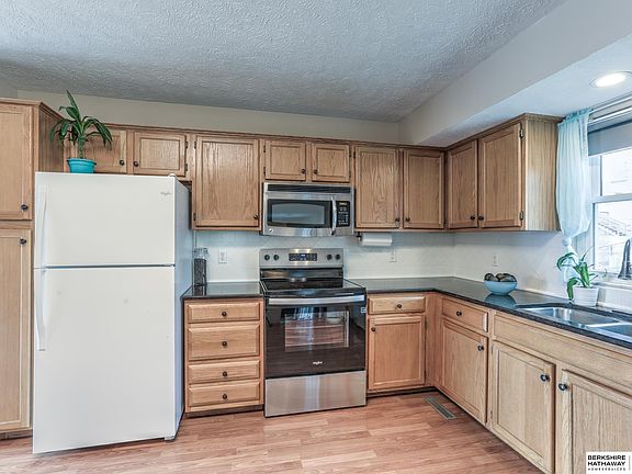 2nd image of 15308 Wirt St