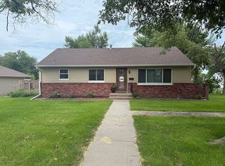 1404 14th St, Aurora, NE 68818