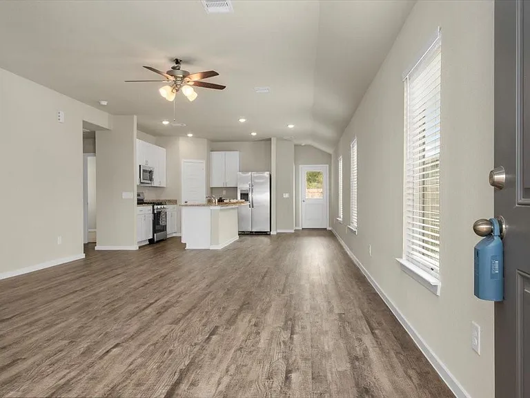 13591 Bay Springs Dr — Photo 3