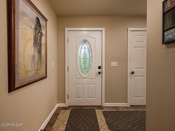 4th image of 2721 N Bonnie Belle Cir