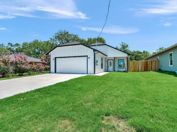 204 N Lackey St, Tom Bean, TX 75489