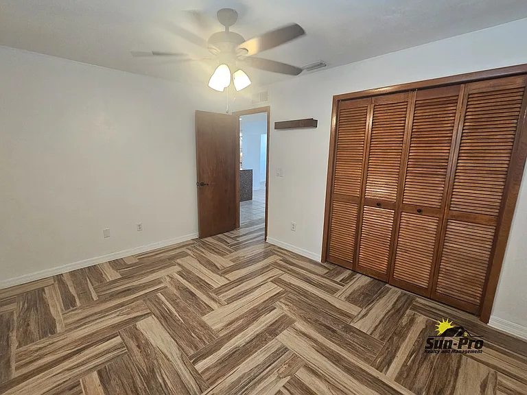 139 Riverwalk Ct — Photo 30
