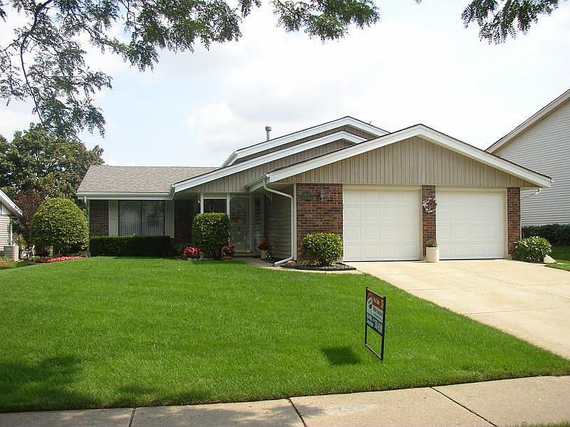 1st image of 163 Braintree Dr