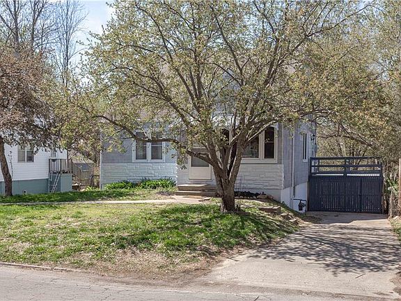 3rd image of 204 S 31st St