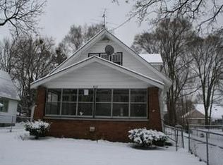 912 Dickinson St SE, Grand Rapids, MI