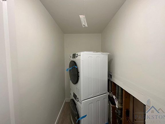 5th image of 552 Washington Ave #3A