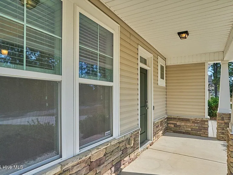 3015 Dana Ln — Photo 3