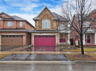 7 Cottinghill Way, Aurora, ON L4G7V4