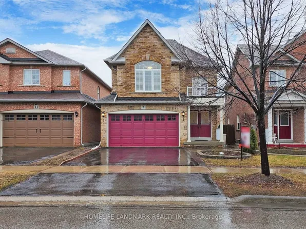 7 Cottinghill Way, Aurora, ON L4G 7V4