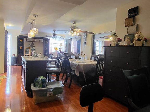 5th image of 2020 Lafayette Ave