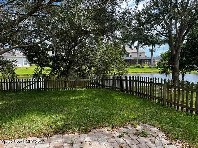 4077 Four Lakes Dr — Photo 16
