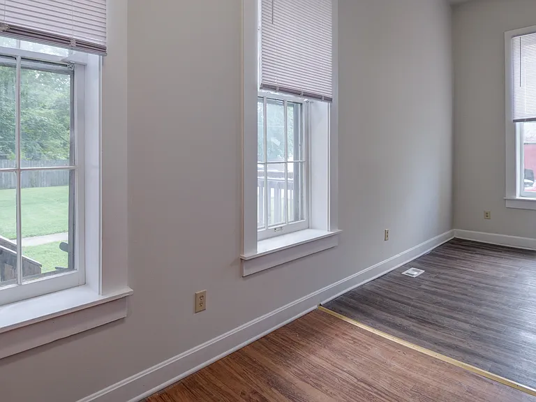 922 S 6th St #3 — Photo 13