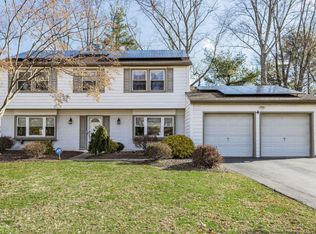 4 Vernon Rd, Marlboro, NJ 07746