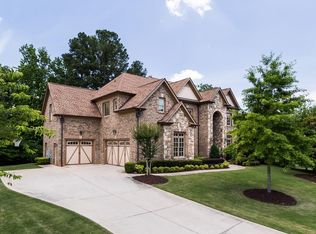 235 Beacon Knoll Dr, Alpharetta, GA 30022
