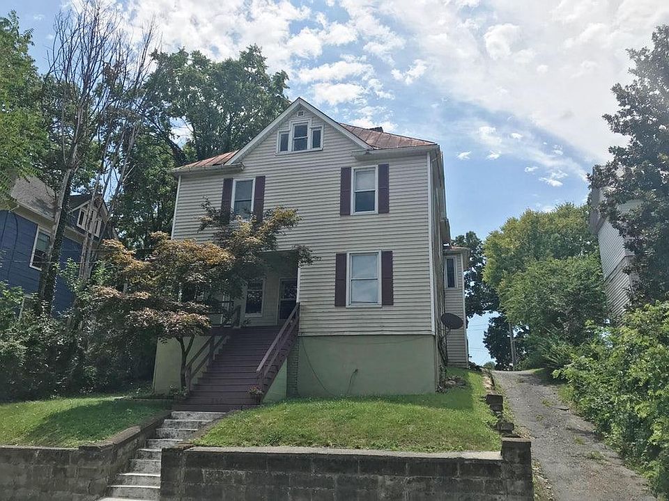 1st image of 350 Mountain Ave SW #A