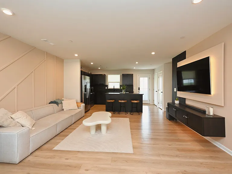 1119 Bethel Ridge Dr — Photo 9