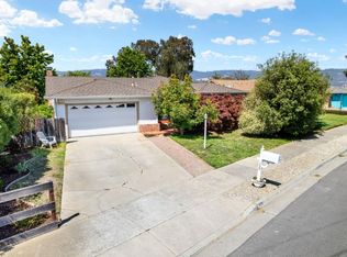 135 Mesa Verde Dr, Watsonville, CA 95076