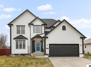 5341 W Chancery Rd, Lincoln, NE 68521