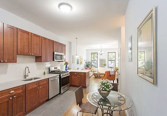 3rd image of 357 E 22nd St Unit 1