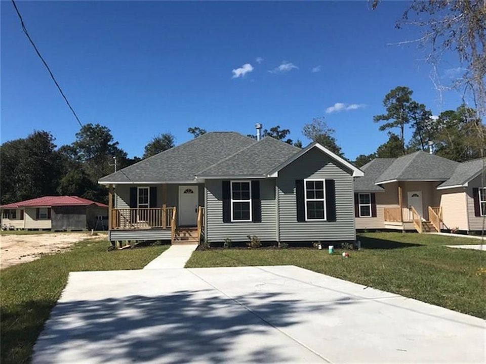 1st image of 28620 Berry Todd Dr