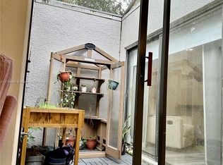 11336 NW 16th St #11336, Hollywood, FL 33026