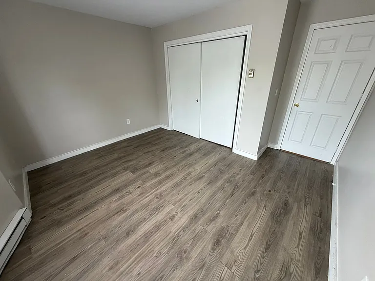828 Chicopee St — Photo 10