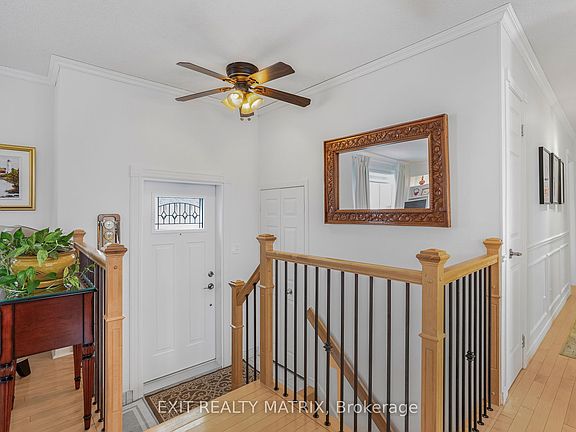 4th image of 636 Front Rd W