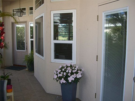 5th image of 602 McDaniel St #3