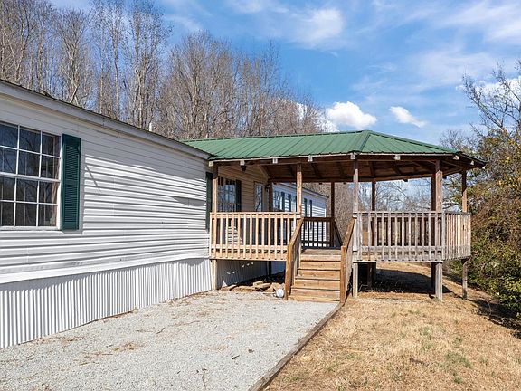 5th image of 624 Nickletown Rd