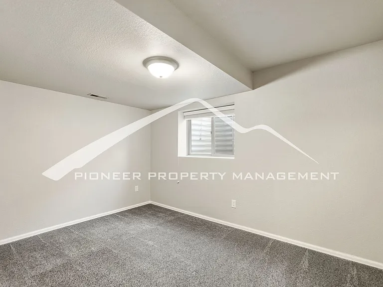 6525 White Falcon Ct — Photo 21