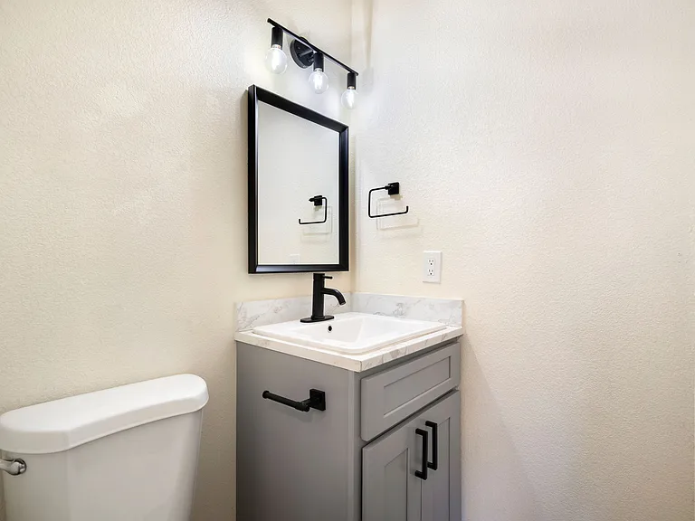 1624 Banyan Dr #4 — Photo 7