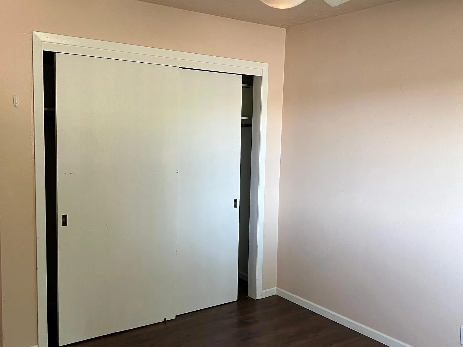 511 Adams St — Photo 2