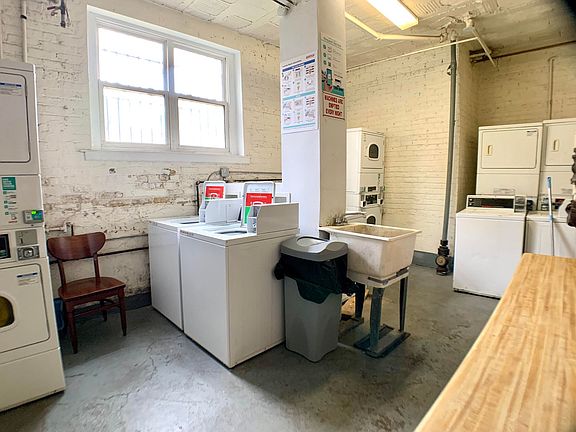 2nd image of 6912 N Ashland Blvd #107