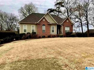 546 Fultonbrook Dr, Fultondale, AL 35068