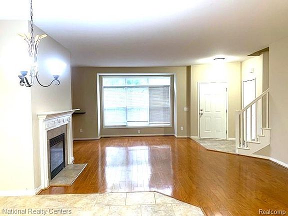 2nd image of 11695 Squiers Blvd