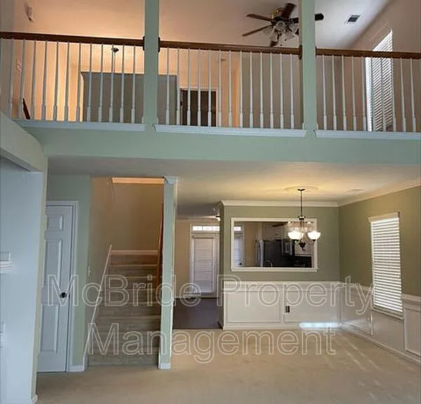429 Snead Way — Photo 2