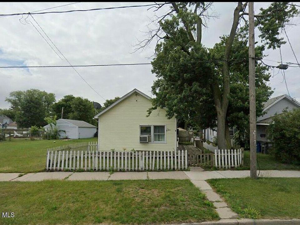 1st image of 1601 Air Line Ave