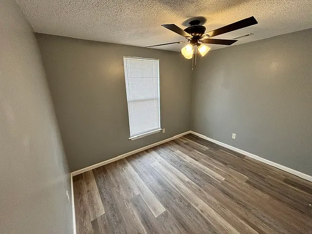 3421 Meadow Ct — Photo 4