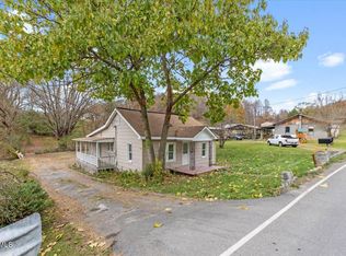 424 Lucy Rd, Kingsport, TN 37660