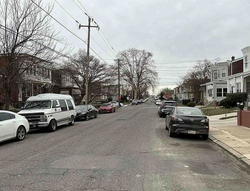 Exterior Neighborhood (street photo)